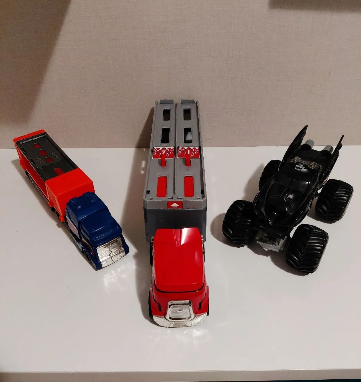 Caminhões HotWheels 