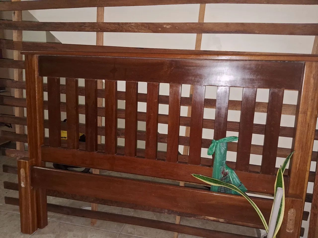 Cama de mogno super resistente 