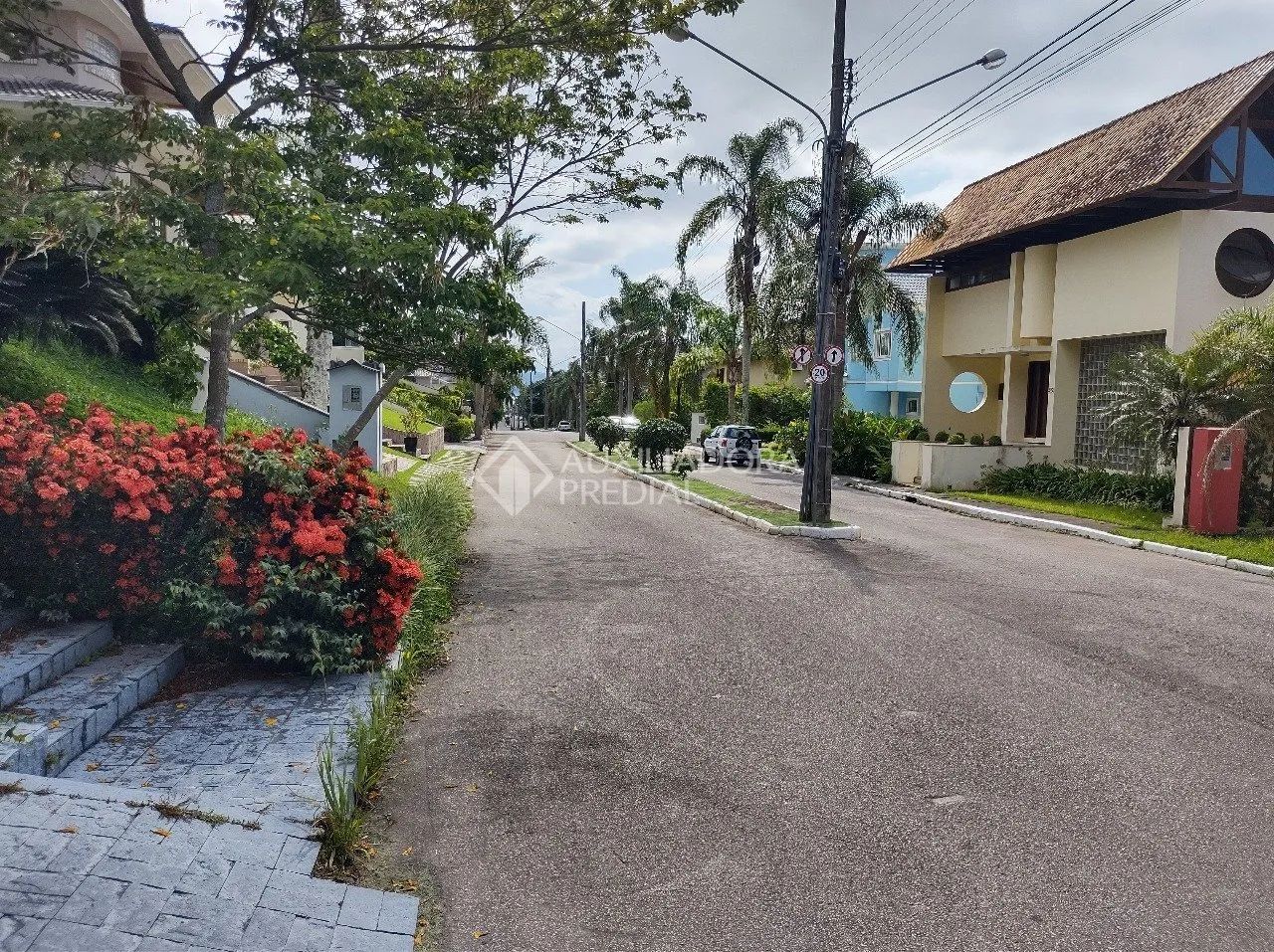Terreno com vista mar em condomínio no bairro Cacupé/ Florianópolis - Foto 5