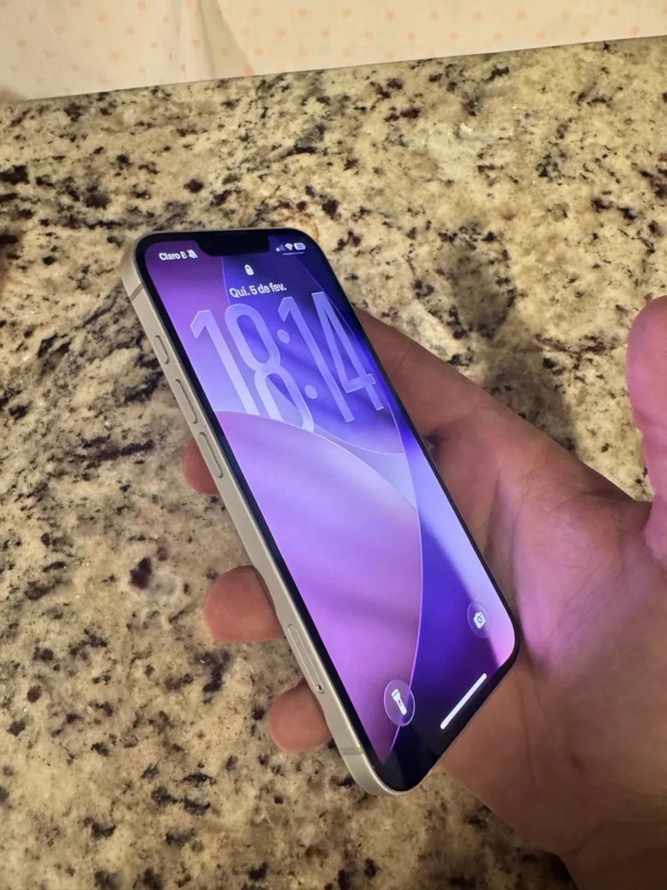IPhone 16e branco  - Foto 4