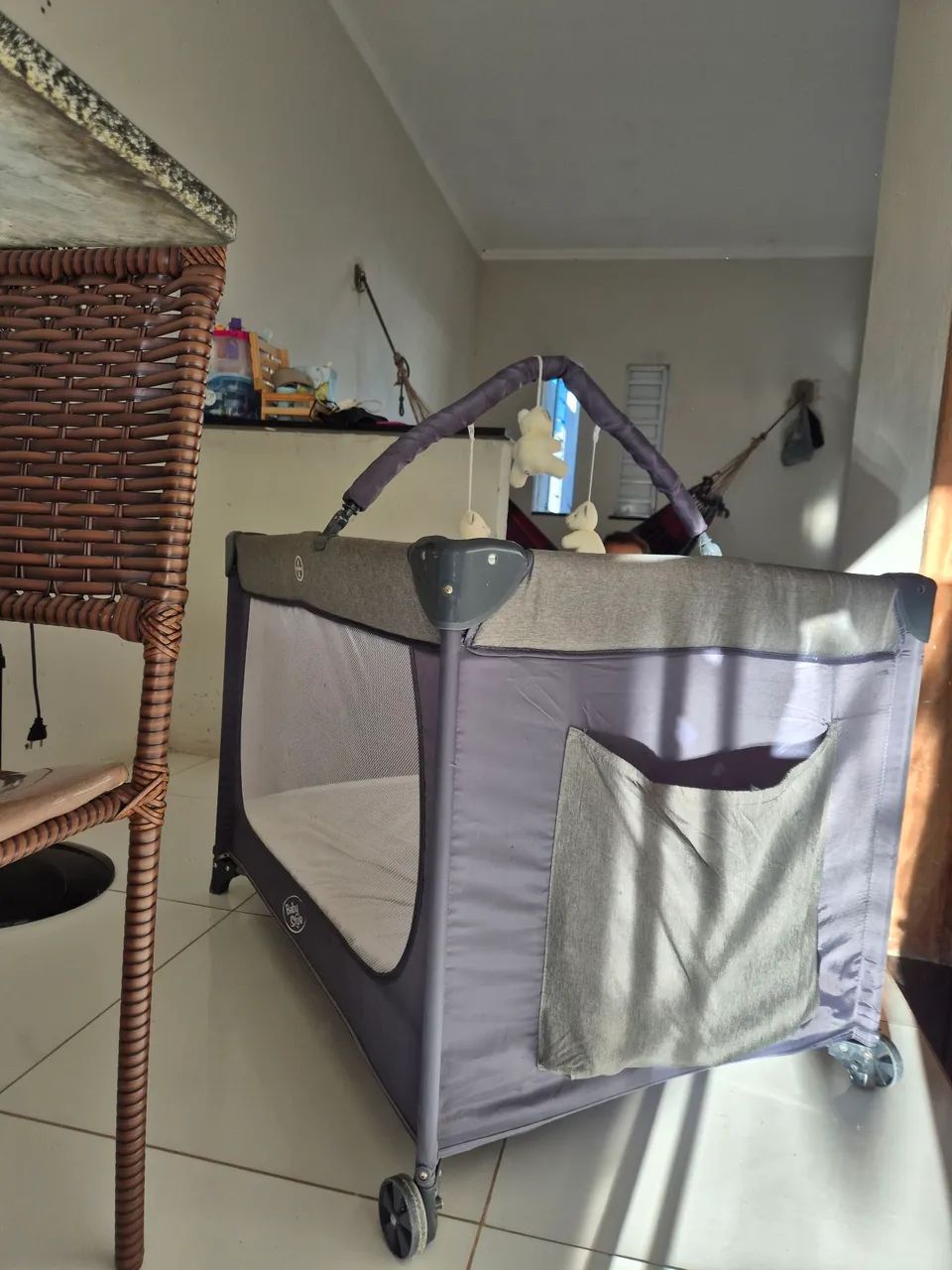 Berço para bebê, com colchão e mosqueteiro  - Foto 3