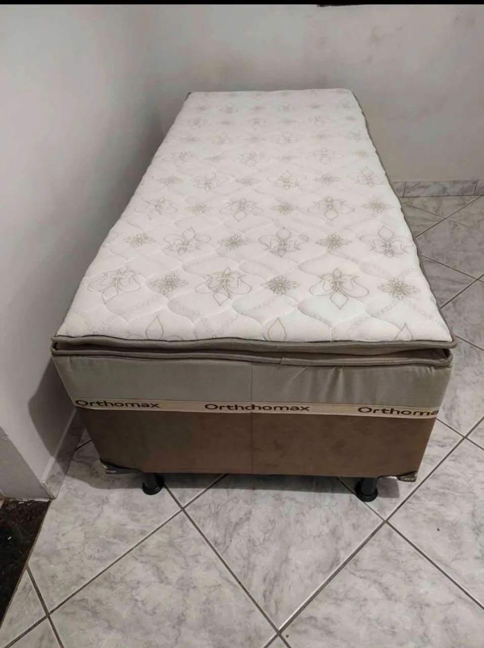CAMAS BOX SOLTEIRO COM PILLOW NOVAS 