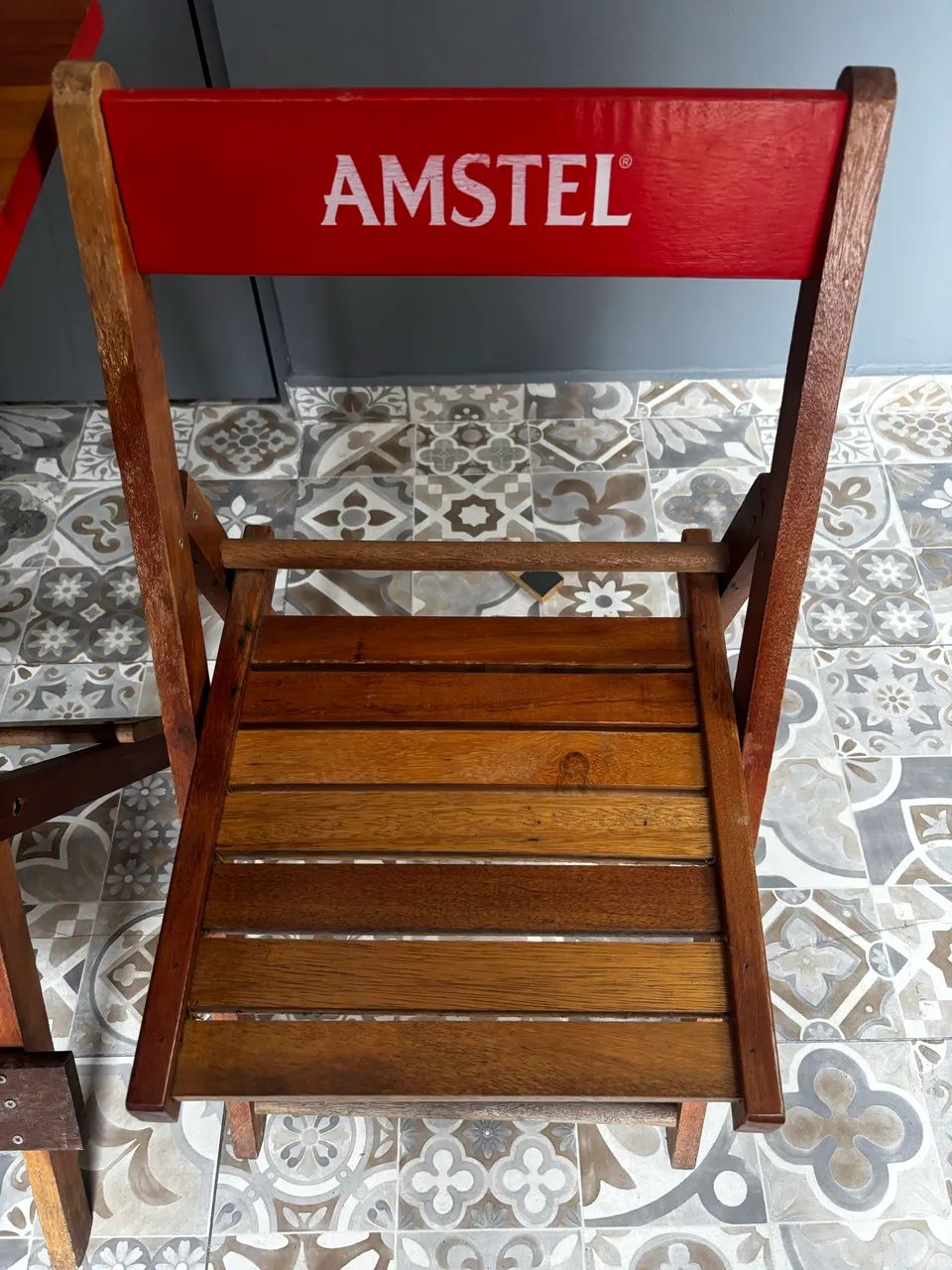 Mesa e cadeira Amstel de madeira. - Foto 2