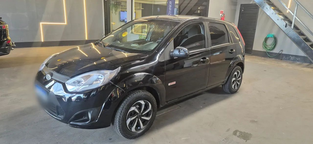 Ford Fiesta 1.6 8V FLEX 2013
