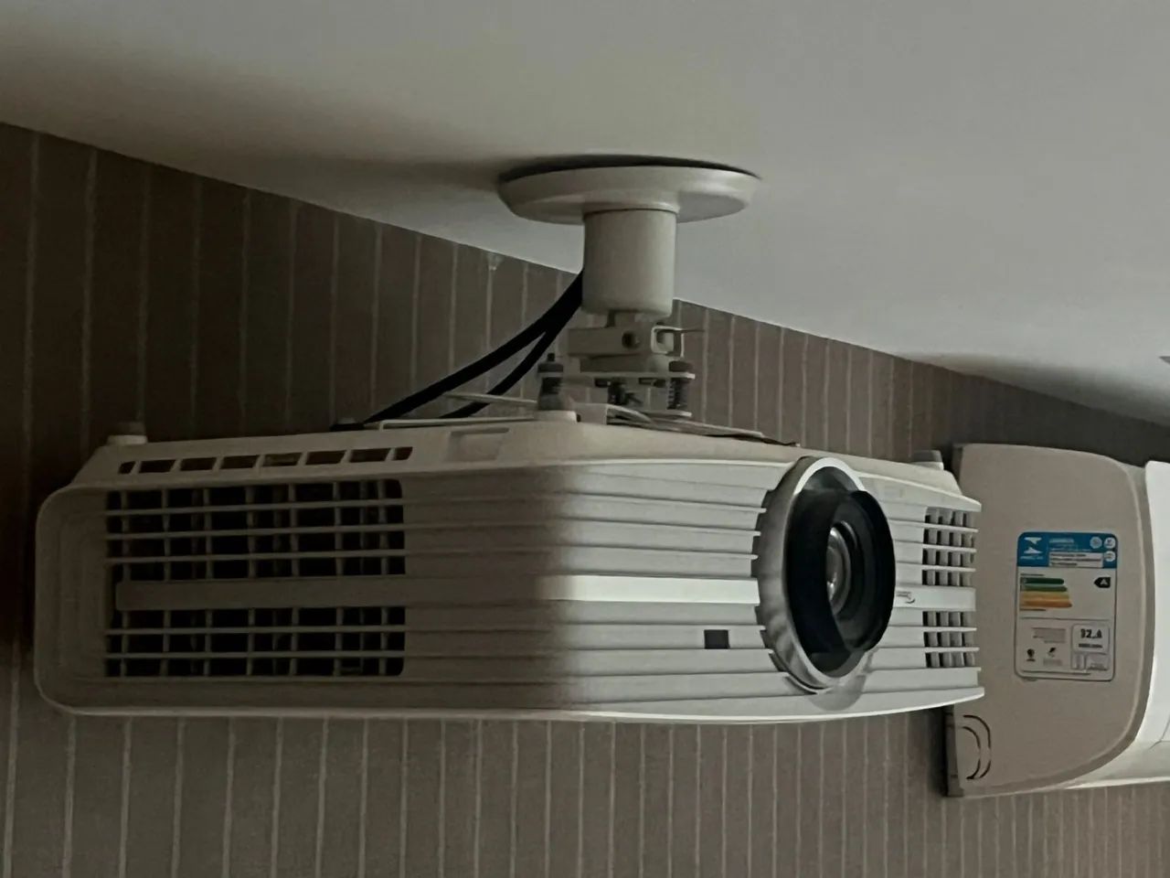 Projetor Optoma UHD60 True 4K UHD