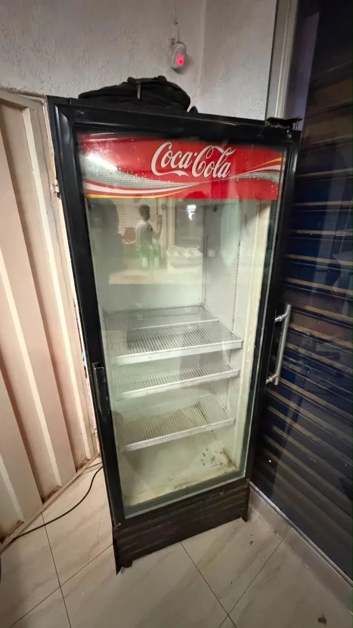 Freezer vertical (refrigerante)  aceito proposta 