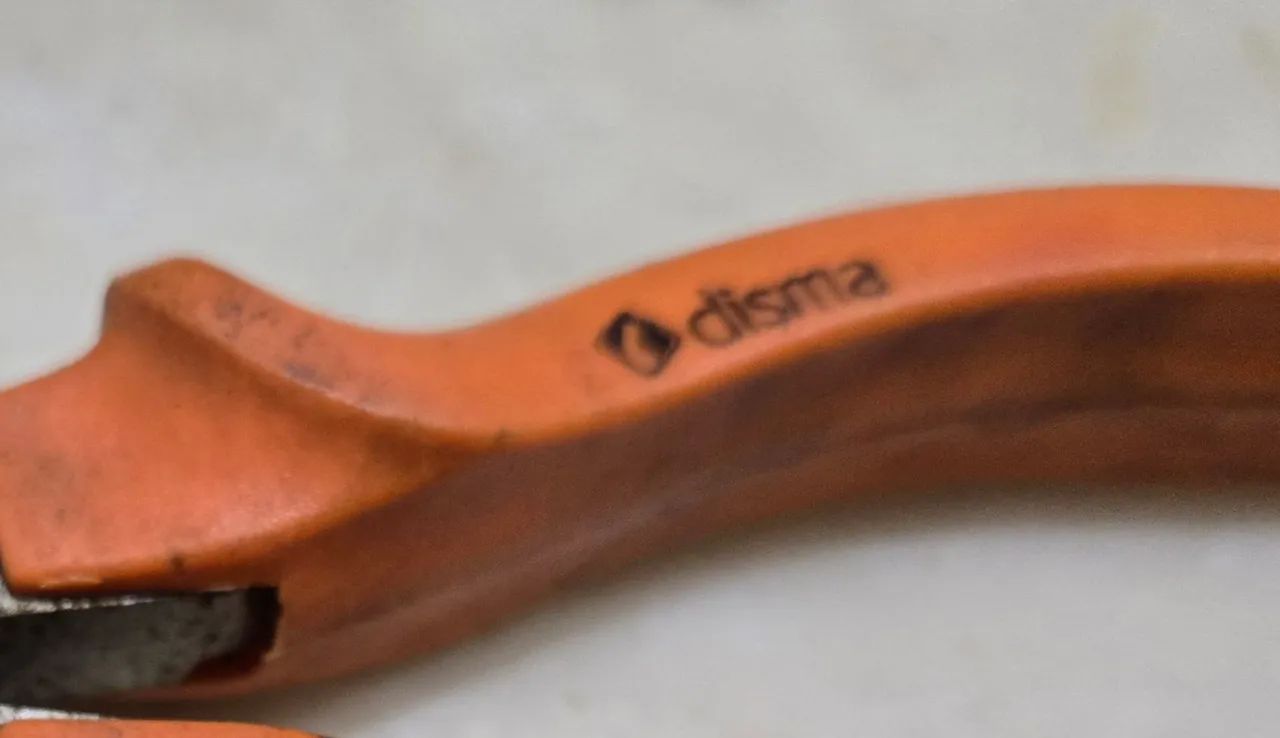 Alicate universal da marca disma - Foto 4