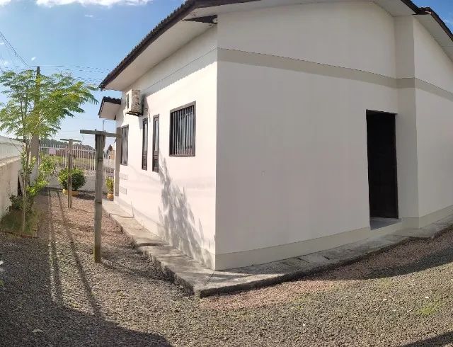Casa de esquina escriturada na praia  - Foto 5