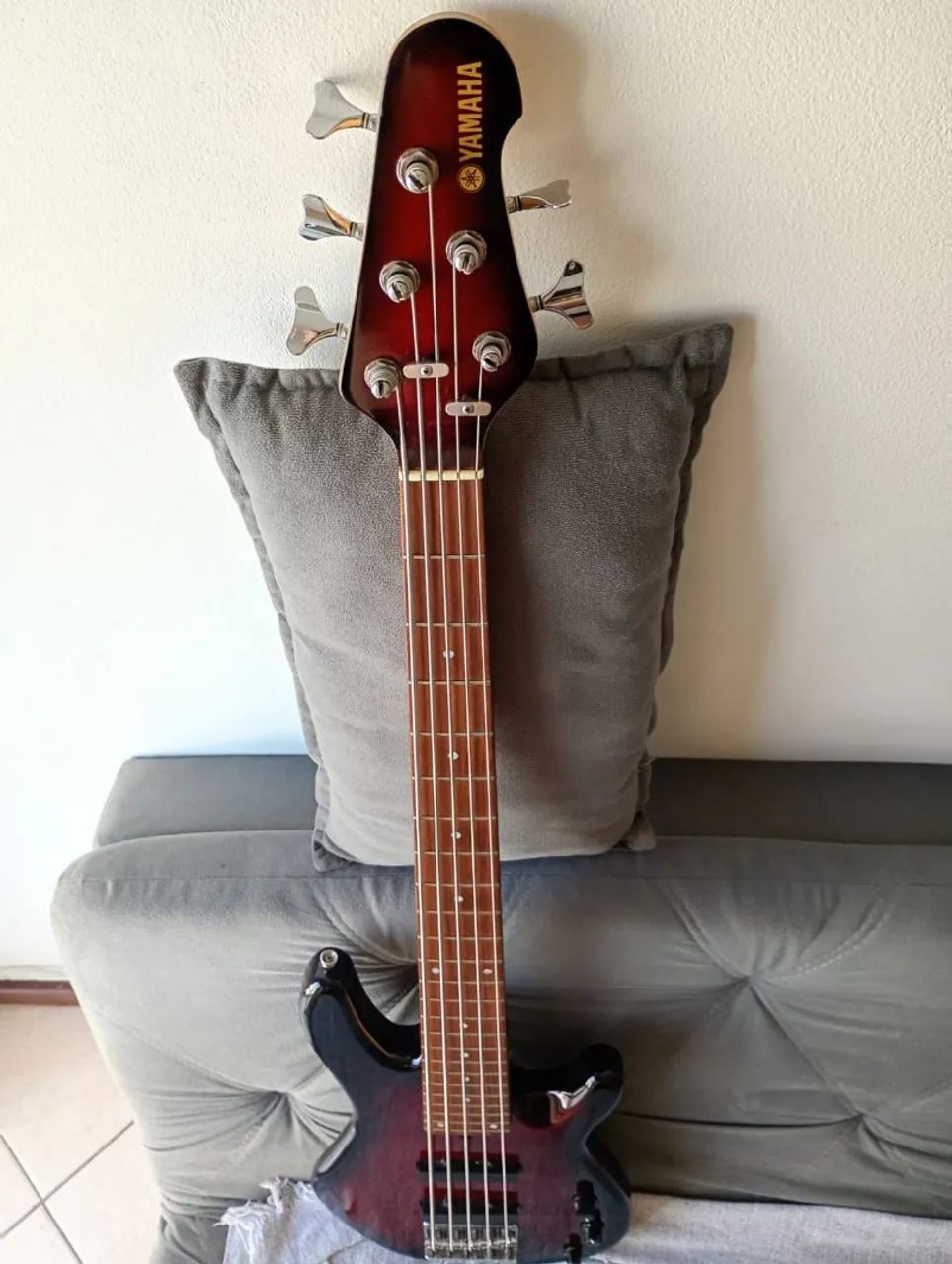 Baixo Yamaha BB 405 - Foto 3