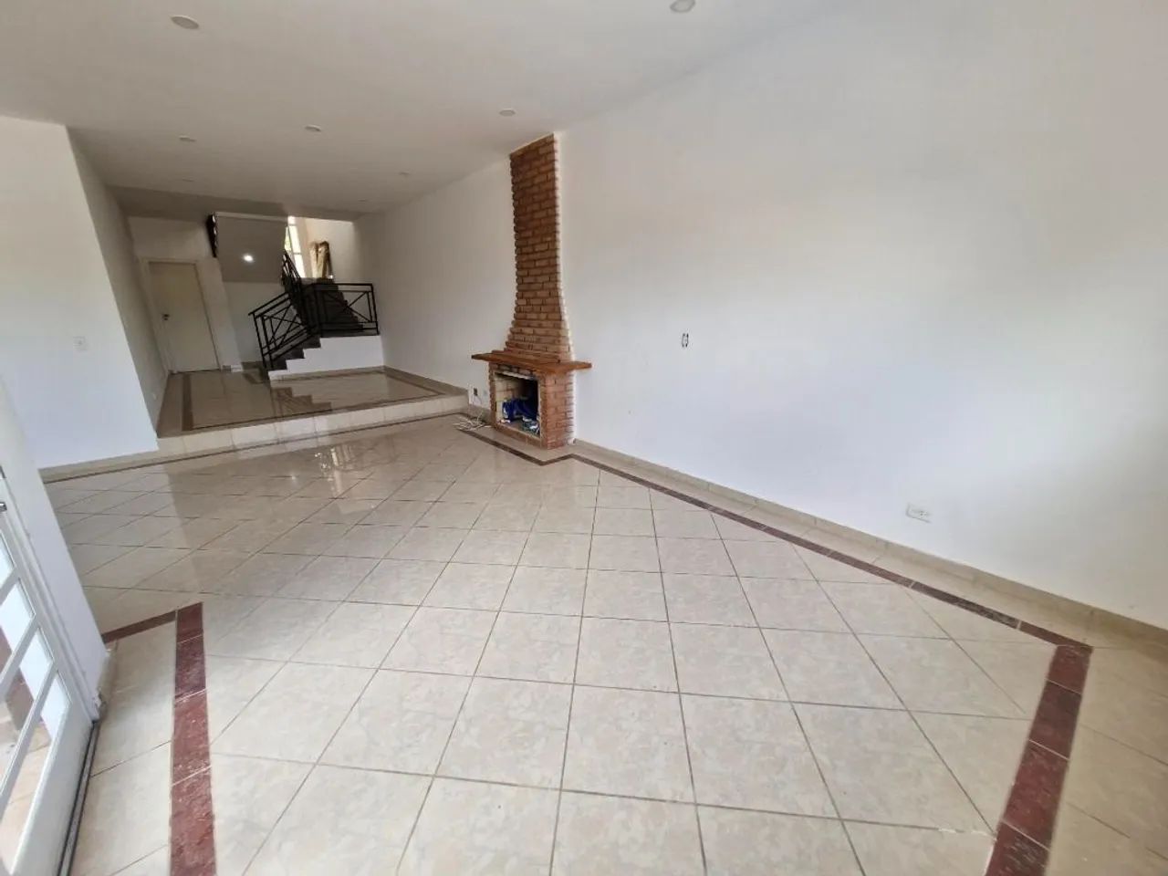 CASA 4 QUARTOS COM PISCINA - CONDOMÍNIO COM LAZER. - Foto 5