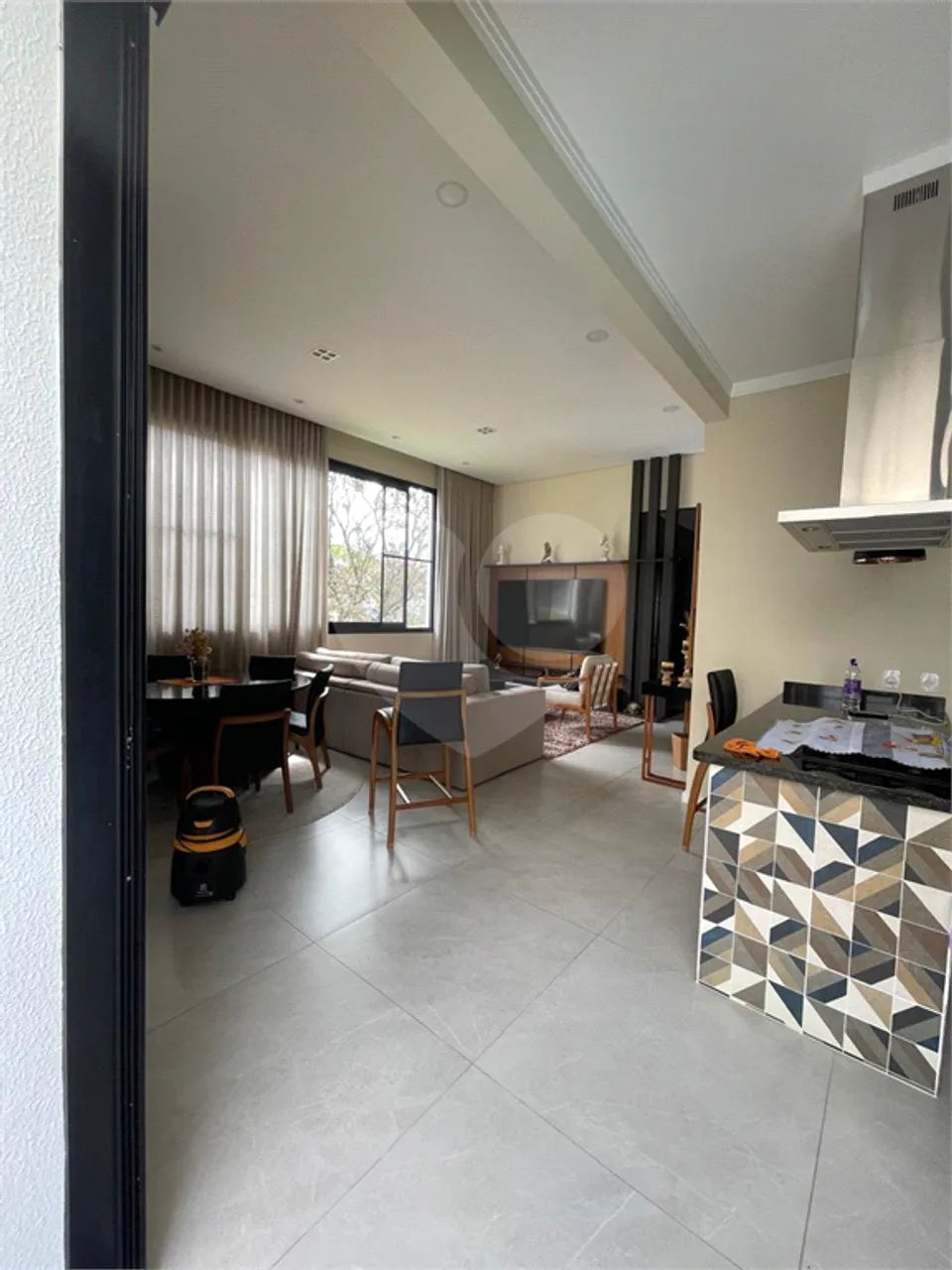 Linda casa térrea com 3 suítes + escritório (podendo ser o 4º dormitório) - Foto 5