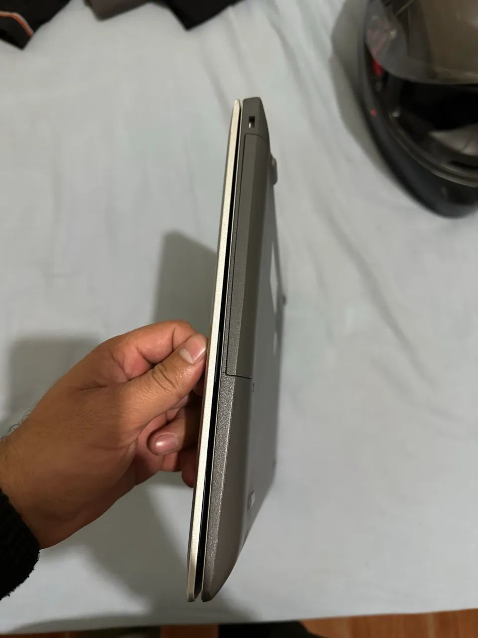 Notebook Lenovo IdeaPad B330 15IKB, 240 GB SSD, 8GB RAM, intel i3 7th - Foto 2