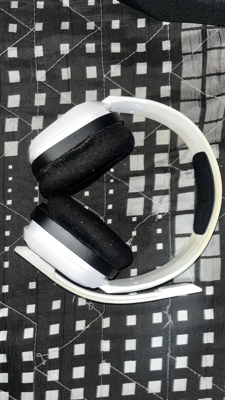 Headset Astro A10 Original - PS5, PS4, Xbox, PC e Switch - USADO