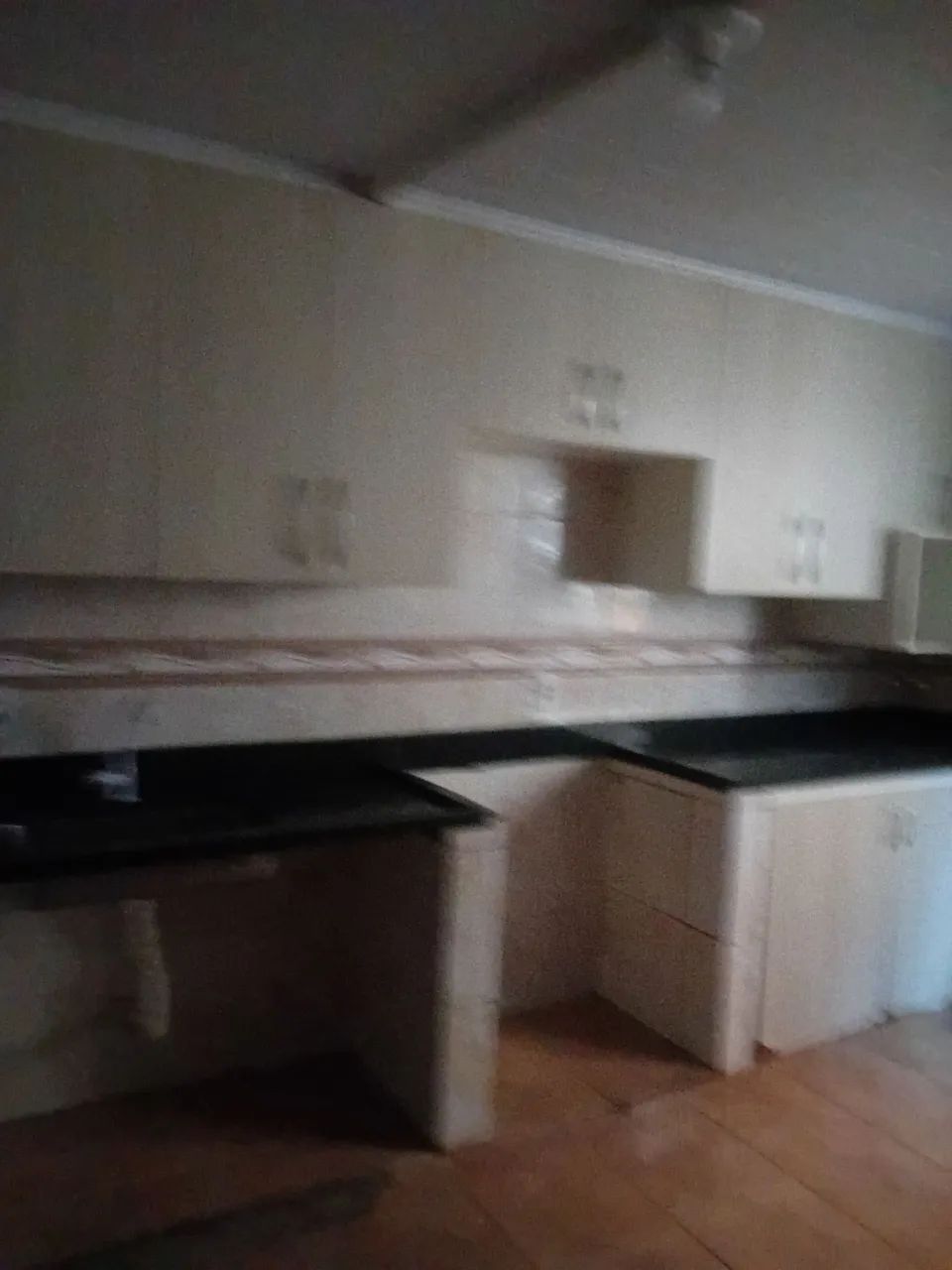 Alugo casa em campinho da serra