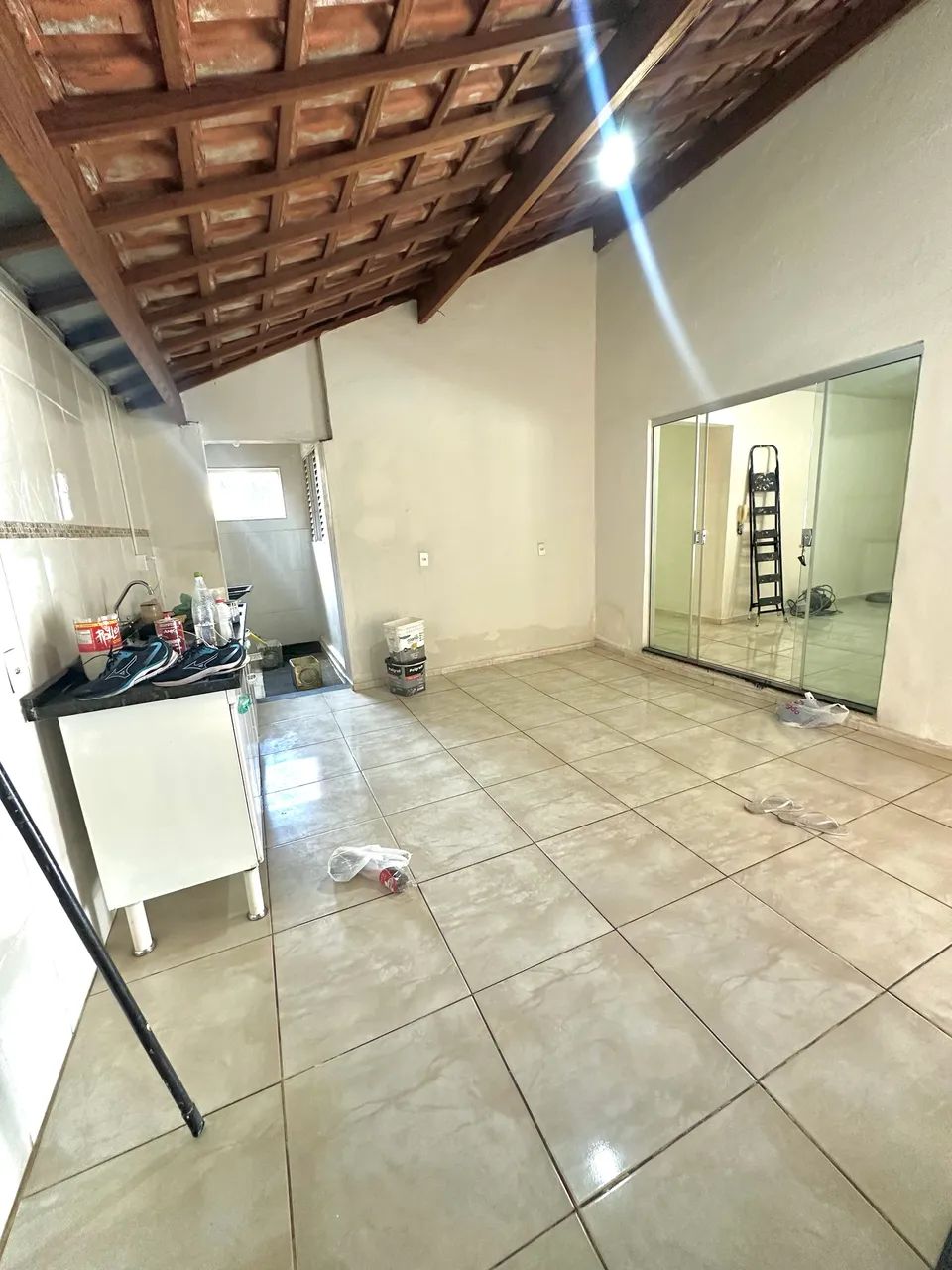 VENDE -SE CASA + PONTO COMERCIAL - Foto 3