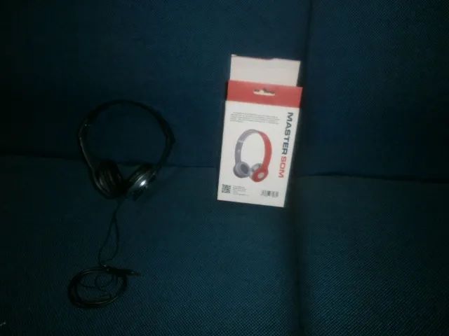 fone de ouvido com cabo - Foto 2