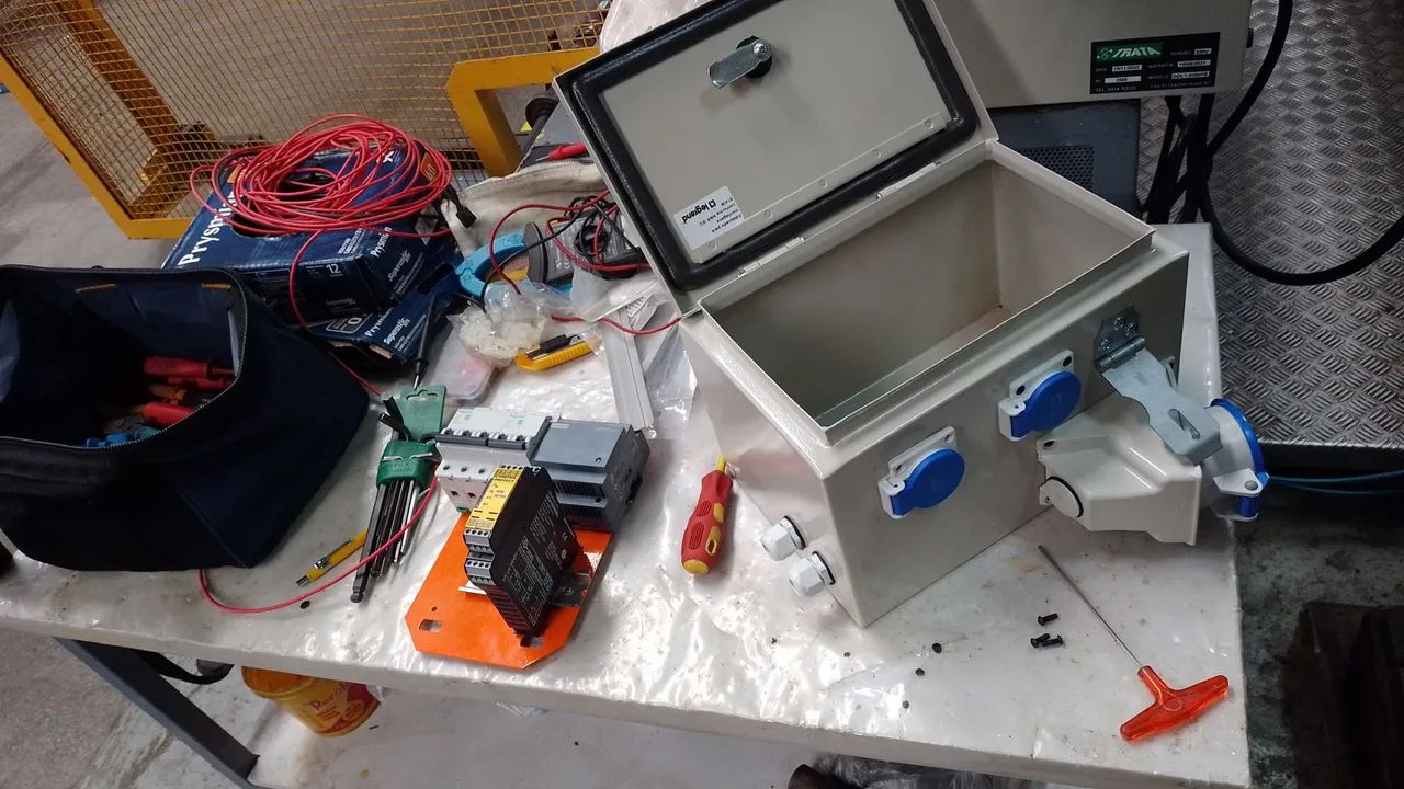 Soluções Elétricas e Reparos - Foto 4