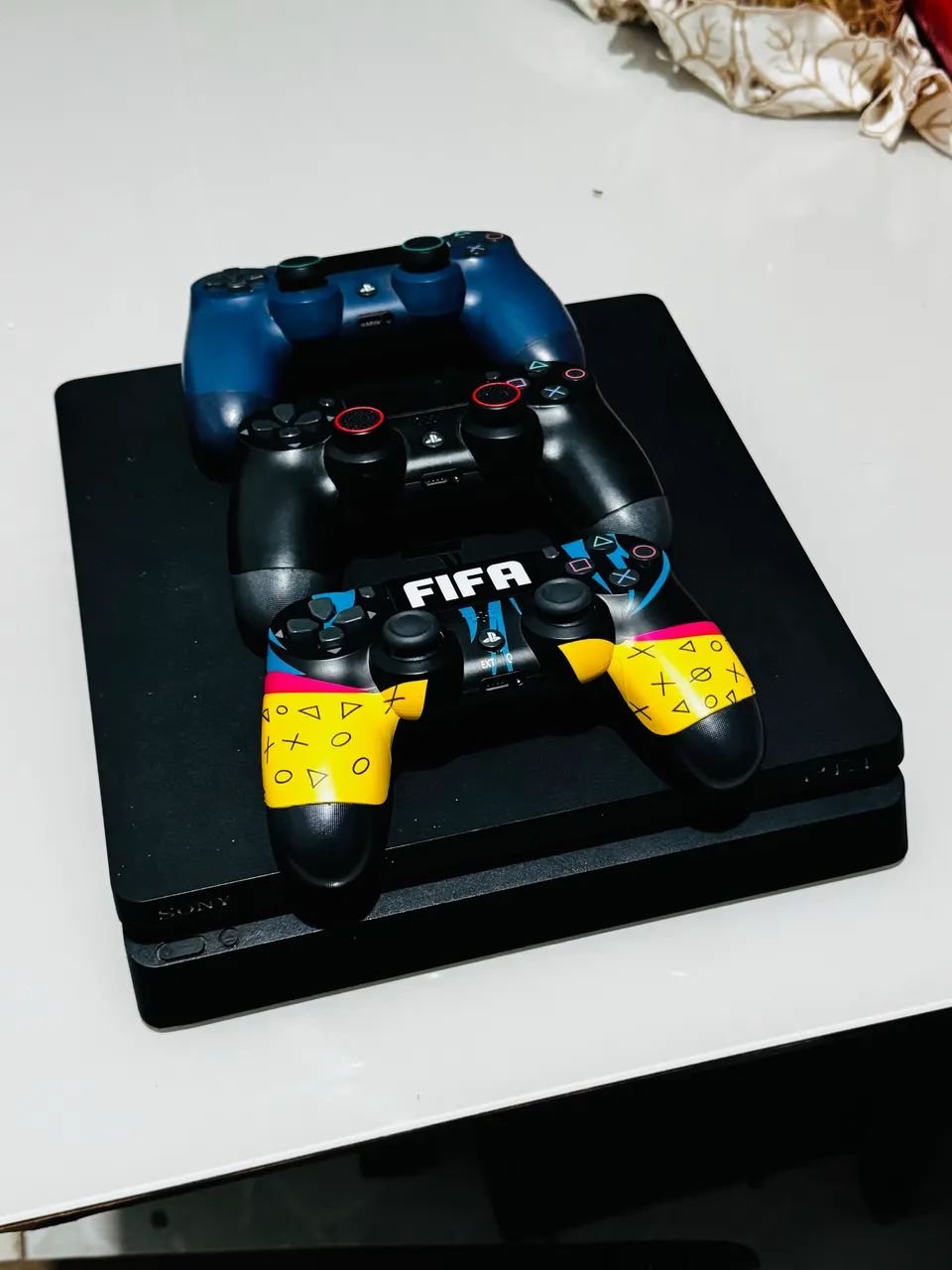 PlayStation 4 slim  - Foto 2