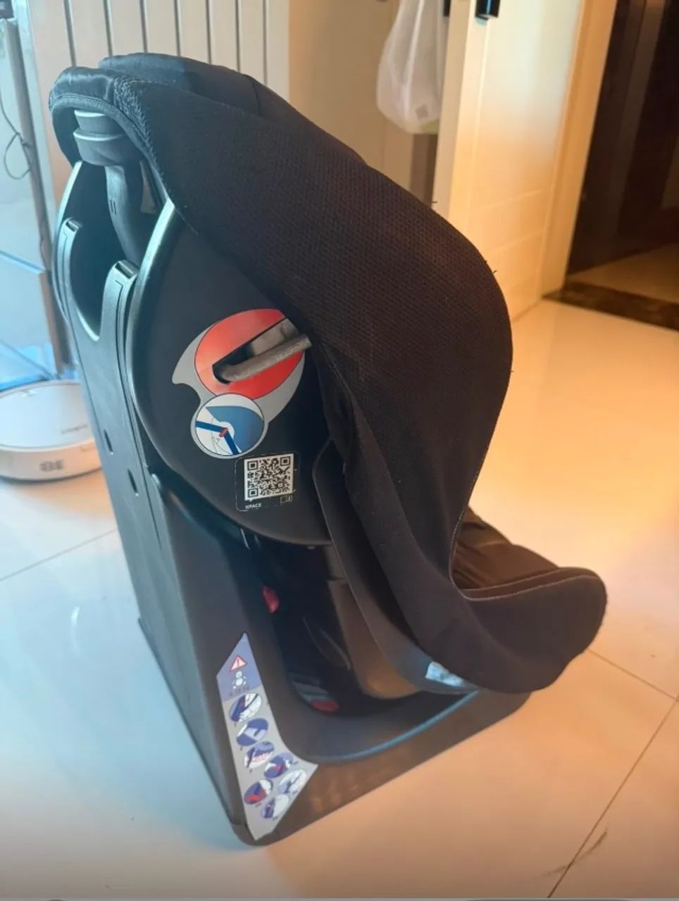 Cadeirinha para Auto Chicco Preta - Excelente Estado - Foto 3