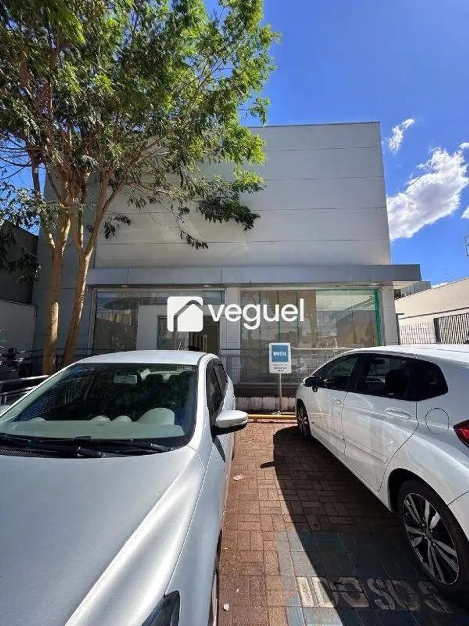 Loja comercial para aluguel de 600 m² na AV. Nove de julho em Ribeirão Preto/ SP