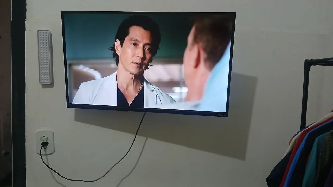 TV 32 POLEGADAS MULTI ROKU - Foto 4