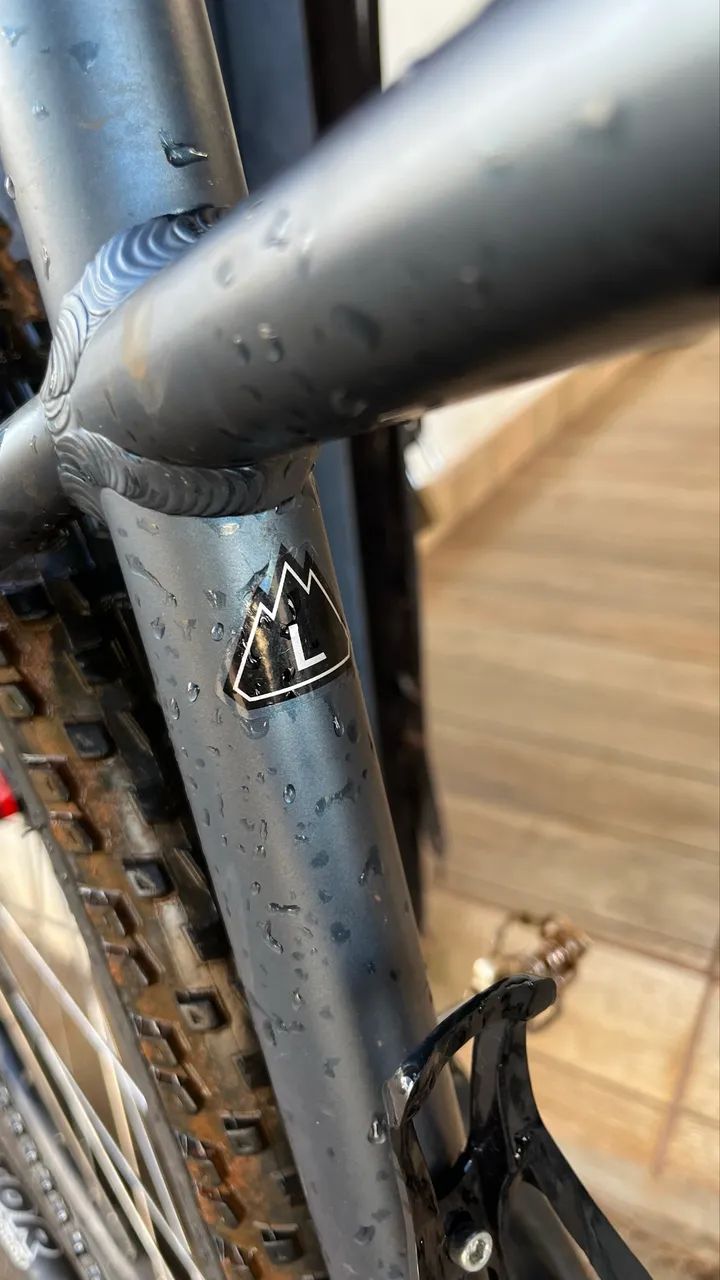 Bicicleta Specialized Aro 29 - 12v SRAM - Suspensão Pro Shock - Foto 4