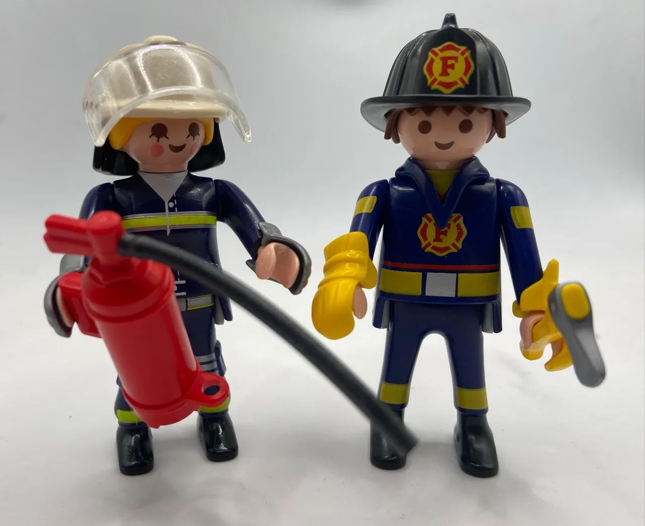 Playmobil Casal bombeiros contra incêndio.  - Foto 2