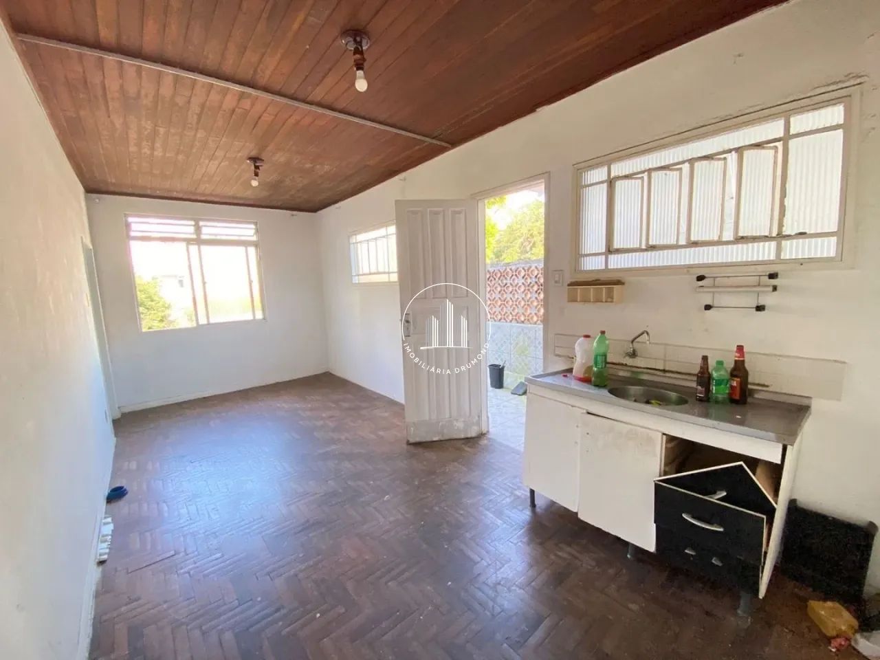 Casa 5 Quartos com 4 Suítes e 270m² - Balneário - EST - Foto 4