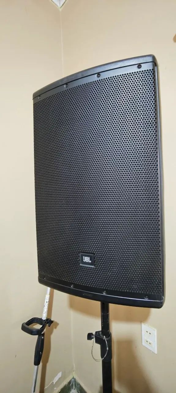 Caixa de som JBL  EON 615