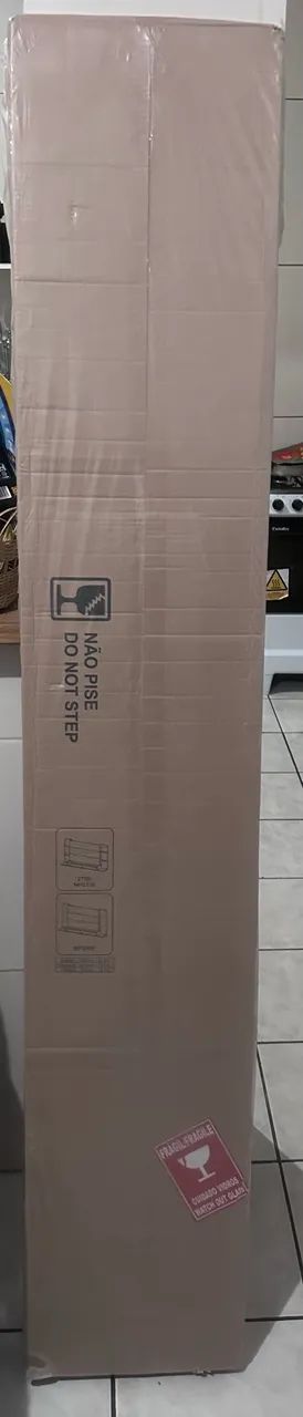 Painel de Tv até 60 polegadas com 4 LEDS e prateleiras de vidros. - Foto 4