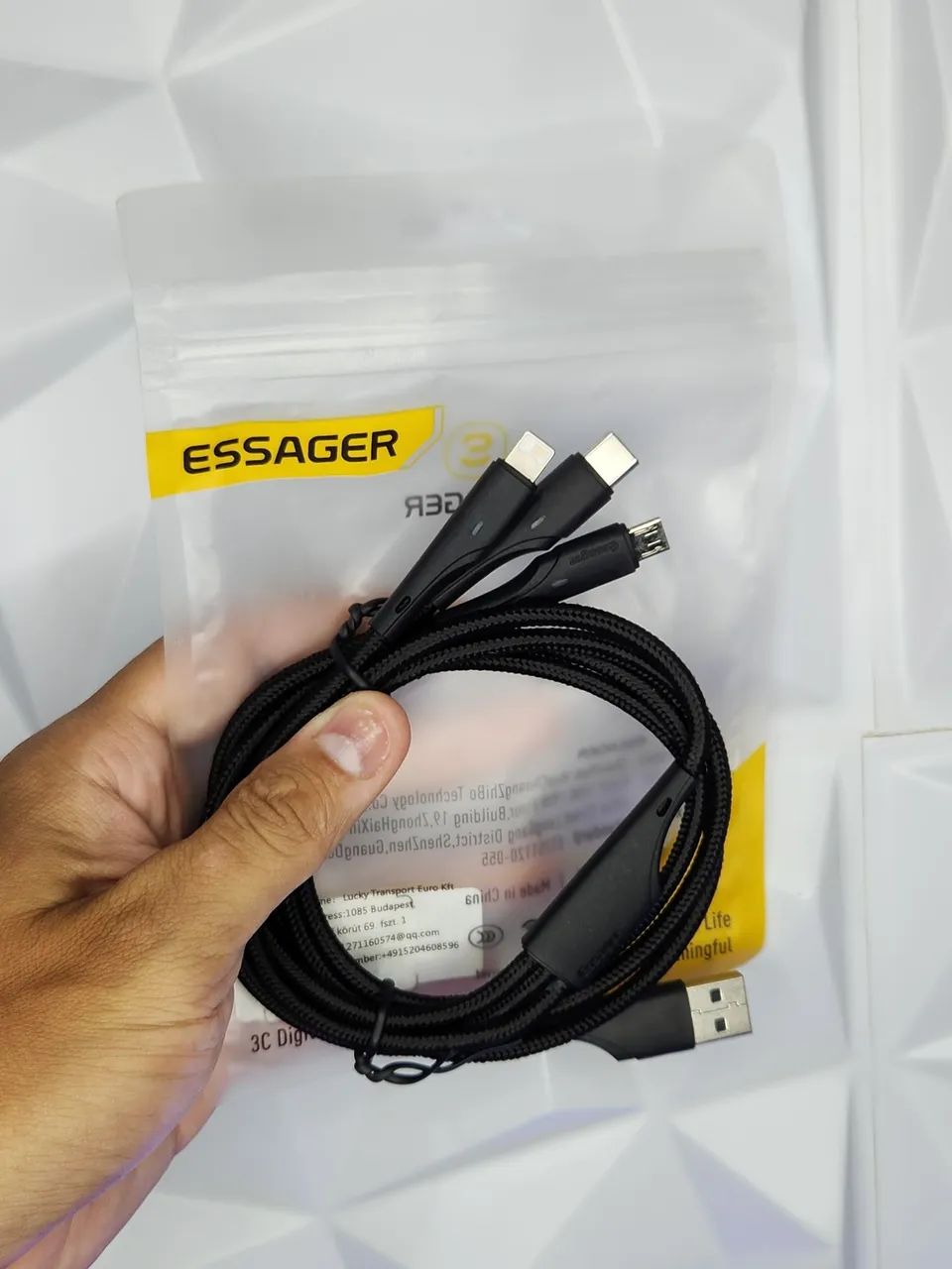 Cabo 3 em 1 - compatível com Android e iPhone - Ativa o Turbo 