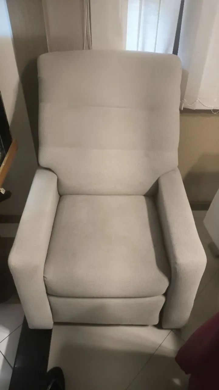 Poltrona do papai ou amamentação reclinável 