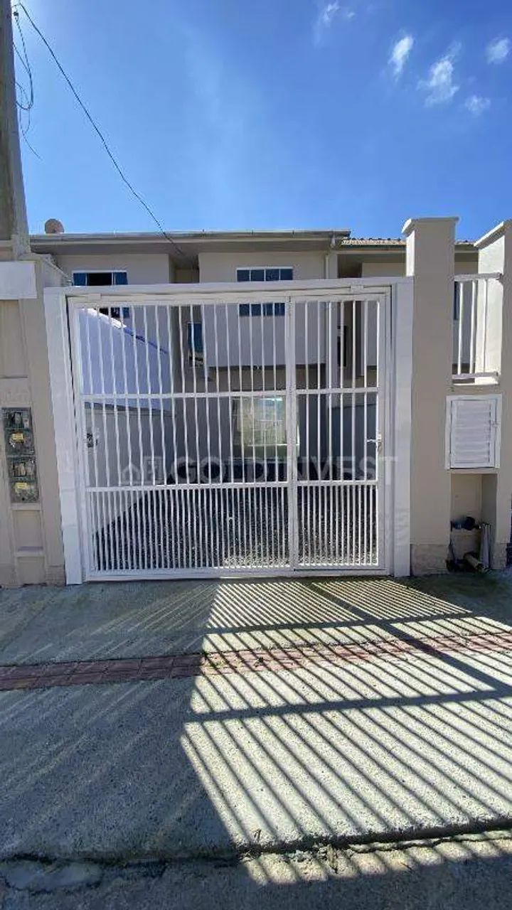 Casa com 2 quartos no bairro Tomaz Coelho!!!