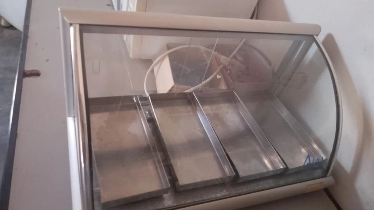 Estufa para salgados funcionando perfeitamente  - Foto 2