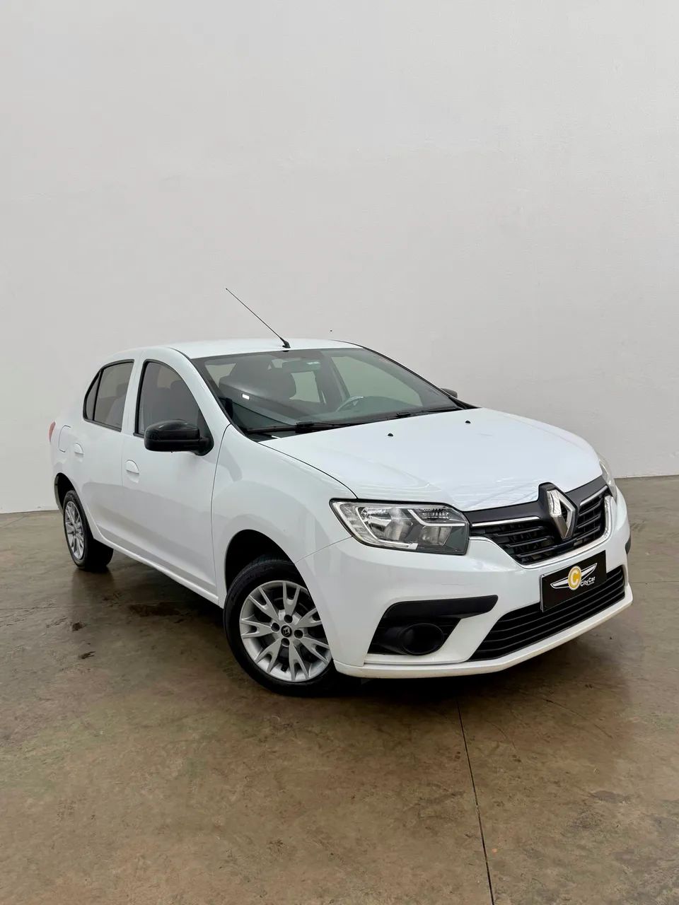 Renault Logan 2024
