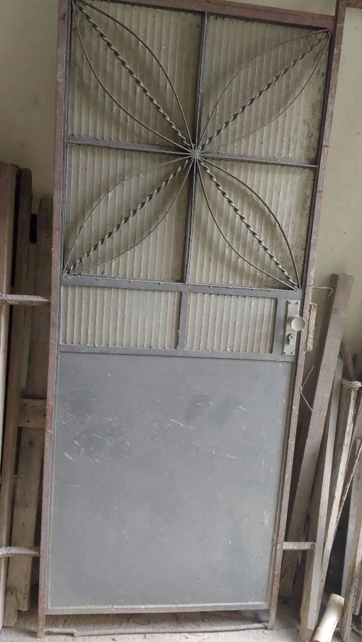 Porta de ferro. - Foto 3