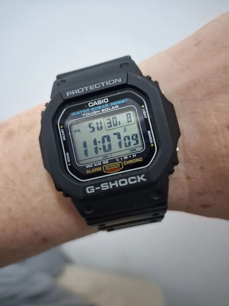 CASIO DW 5600UE TOUGH SOLAR - Foto 4