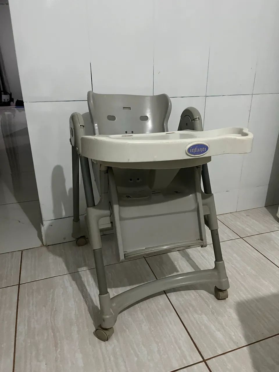 Cadeira de Alimentação regulável  - Foto 4