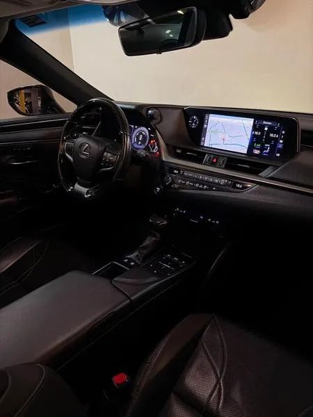 Lexus ES300h ES-300H ES300h 2.5 16V Aut. (hybrid), foto 14 de 18