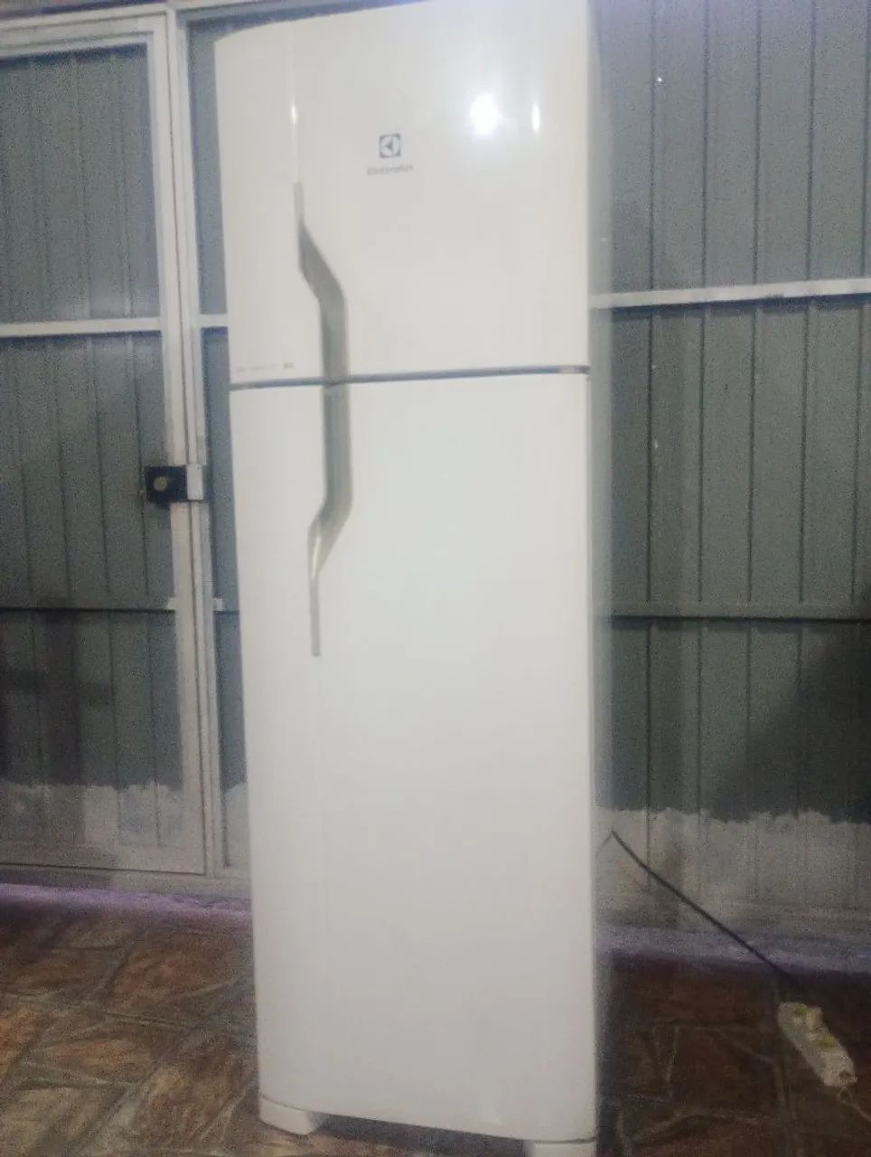 Geladeira Eletrolux Frost Free  - Foto 4
