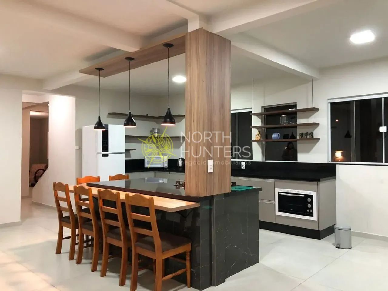 Casa com 6 dormitórios, piscina para alugar, 400 m² por Dia - Daniela - Florianópolis/SC - Foto 2