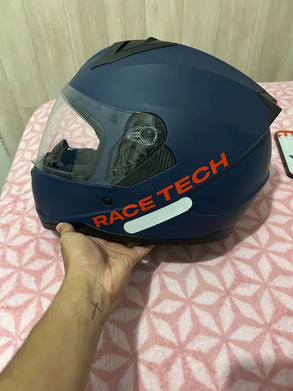 Capacete Race Tech Quase Novo