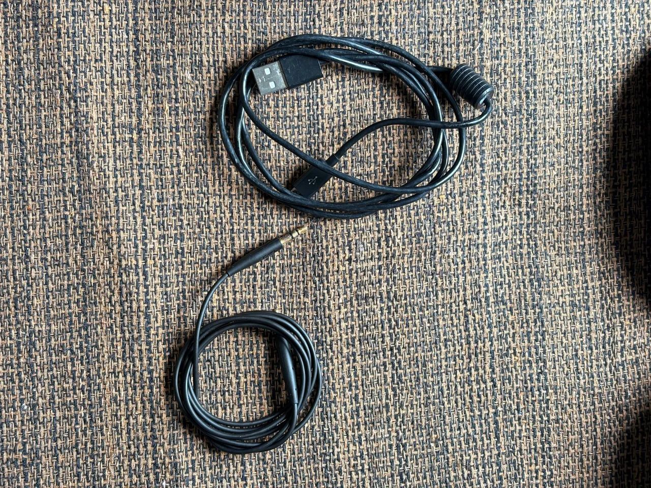VENDO FONE BOSE QC 35 II - Foto 2