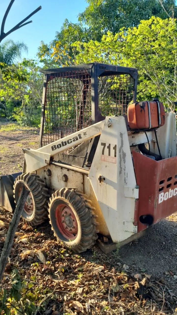 Bobcat 711