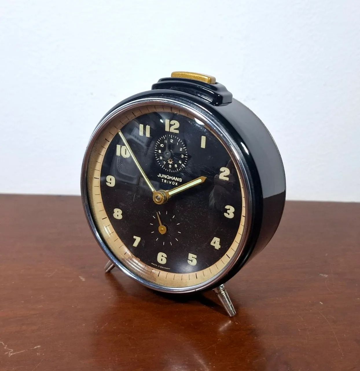 Antigo relógio despertador Junghans Trivox funcionando