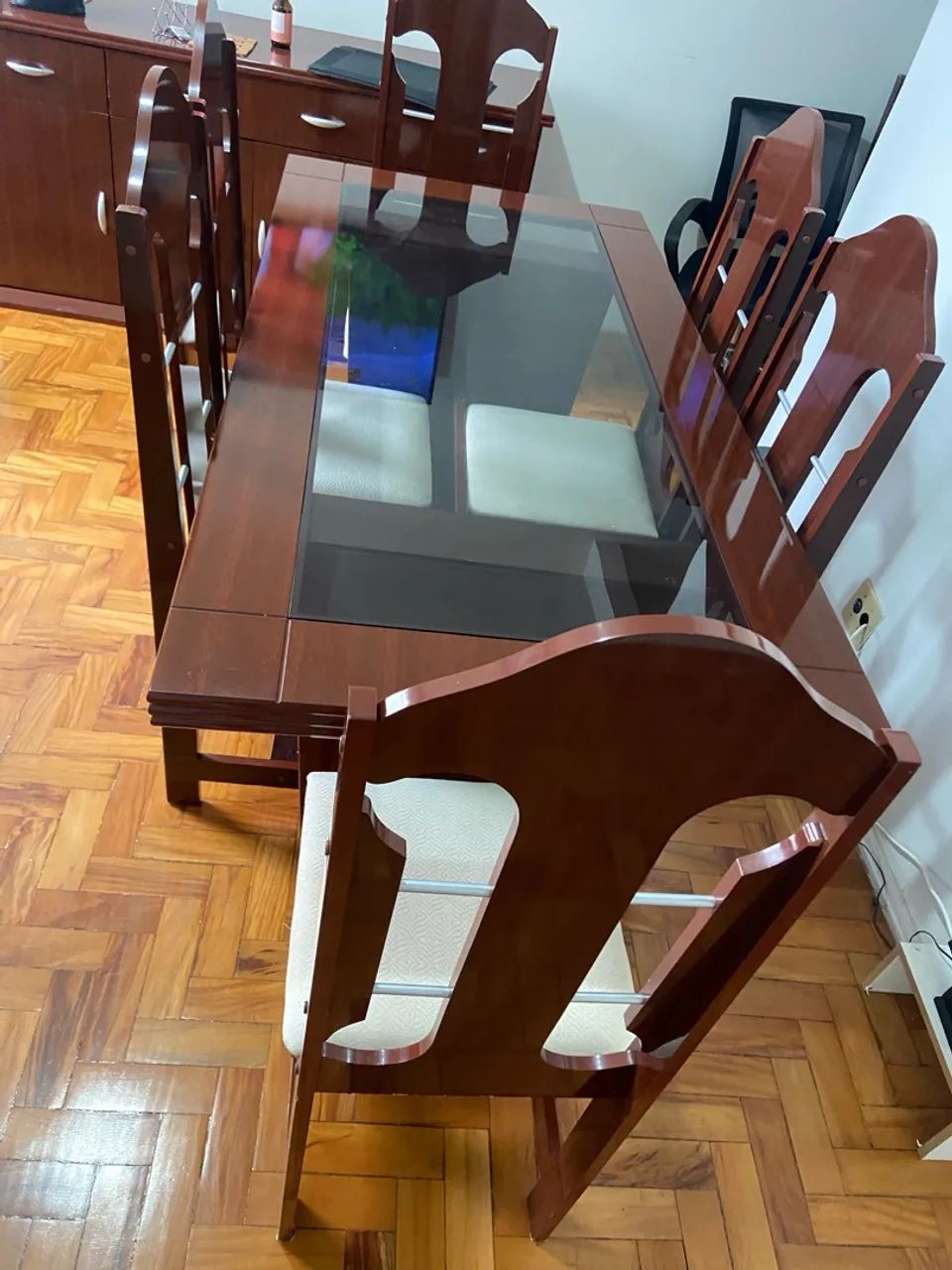 Mesa com 6 cadeira + Buffet + Espelho grande  - Foto 4