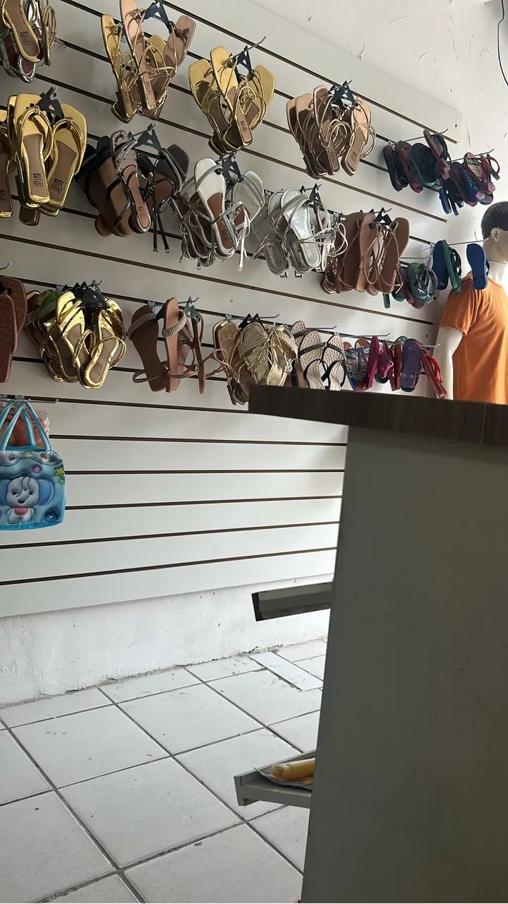 Móveis para montar lojas de roupas - Foto 4