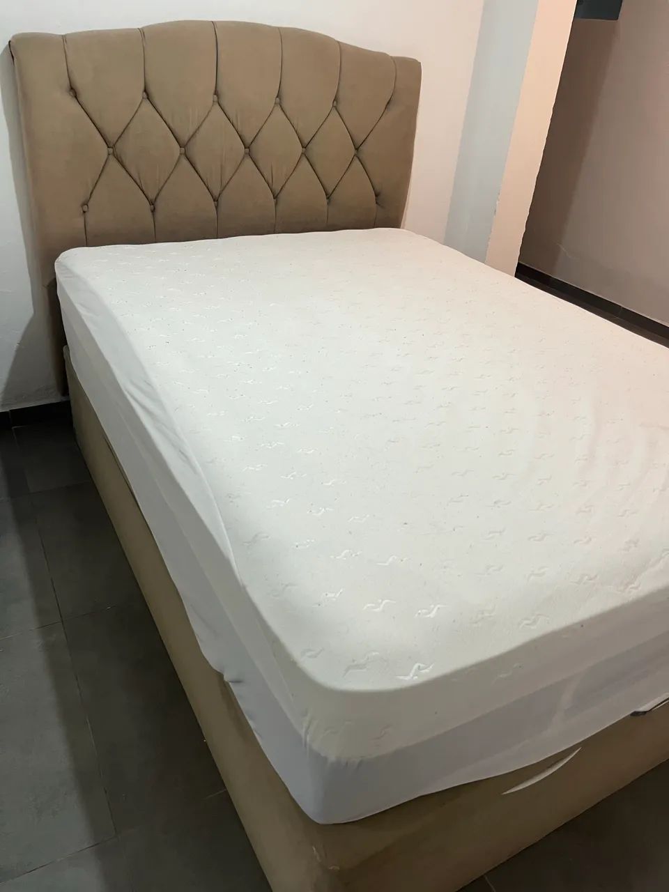 Vendo Cama QUEEN