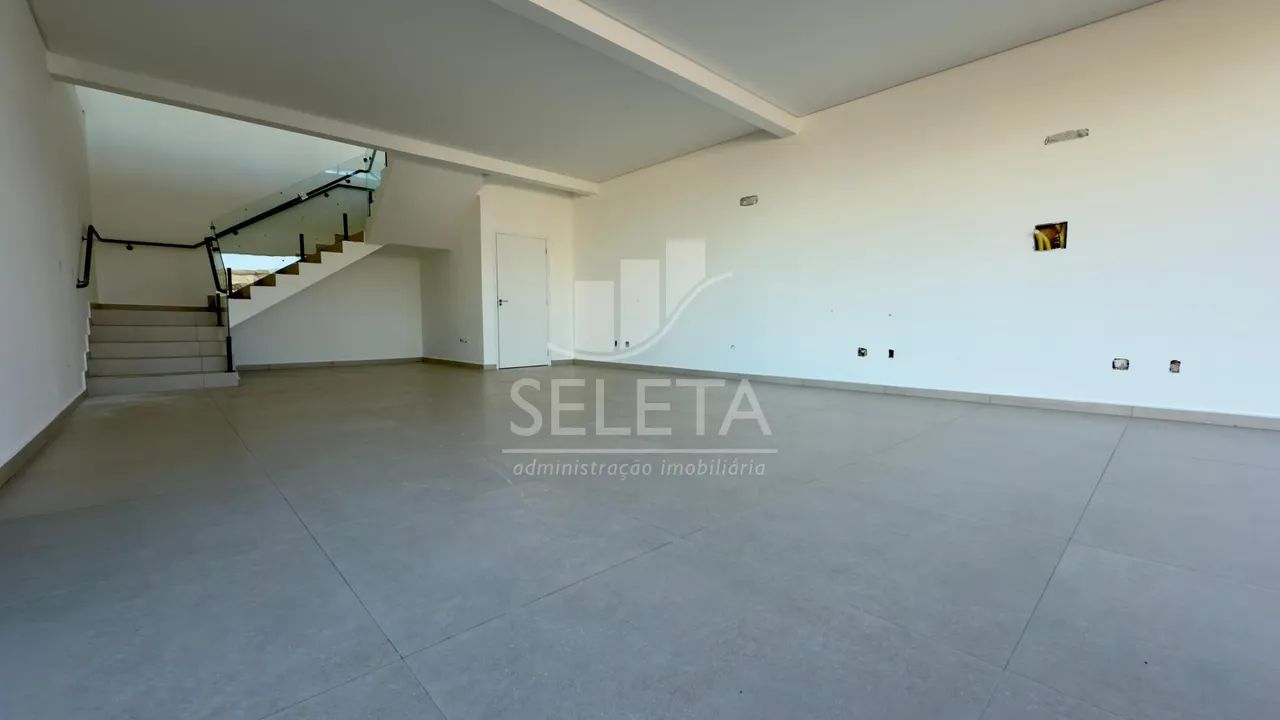 Sala comercial de esquina à venda - Foto 2