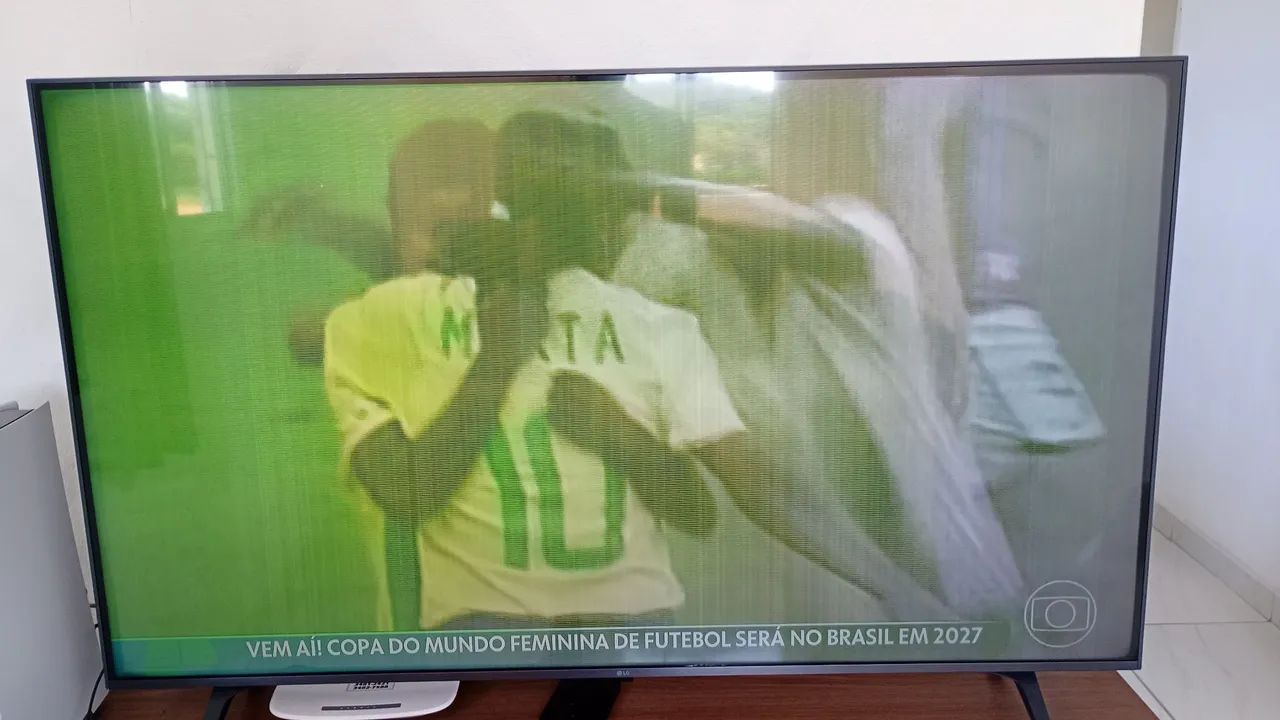Tv LG 55 polegadas 4k com defeito na imagem  - Foto 3